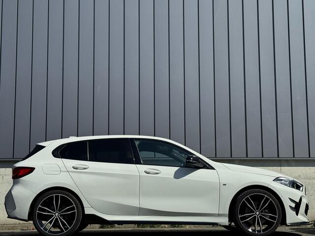 BMW 1-SERIE 118i 140PK Automaat M-Performance Shadow Virtual Cockpit