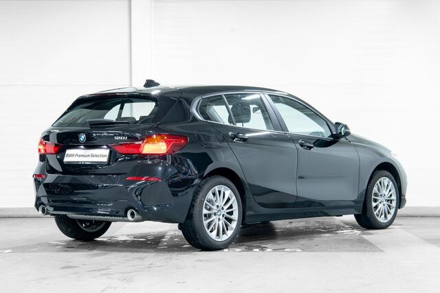 BMW 1-SERIE 120i | Automatische transmissie | Cruise Control | Park Distance Control voor/achter