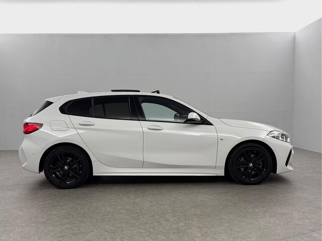 BMW 1-SERIE 118i M-Sport 141PK Pano Carplay Sfeer Virtual LED Clima Camera Cruise Navi Memory-Seat PDC 17"LMV