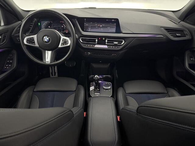 BMW 1-SERIE 118i M-Sport 141PK Pano Carplay Sfeer Virtual LED Clima Camera Cruise Navi Memory-Seat PDC 17"LMV