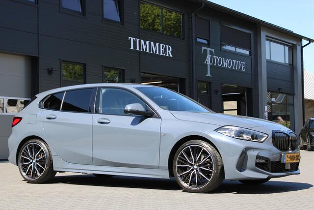 BMW 1-SERIE 118i Executive M Sport Edition 19 Inch Dealer onderhouden -Stoelverwarming