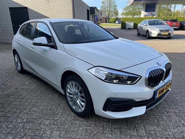 BMW 1-SERIE 118i *Carplay*ECC*Garantie