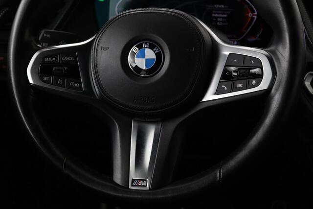 BMW 1-SERIE 116i High Executive | M Sport | Leder | Stoelverwarming | Carplay | Full LED | Sportstoelen | Navigatie | Climate control | Live Cockpit | Parkeerhulp | Cruise control