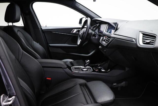 BMW 1-SERIE 118i High Executive Edition | SPORT LINE | DAB | APPLE | 17"