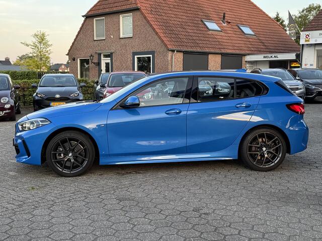 BMW 1-SERIE 120i High Executive NAVI | KLIMA | CAMERA | LEER | BOVAG !!