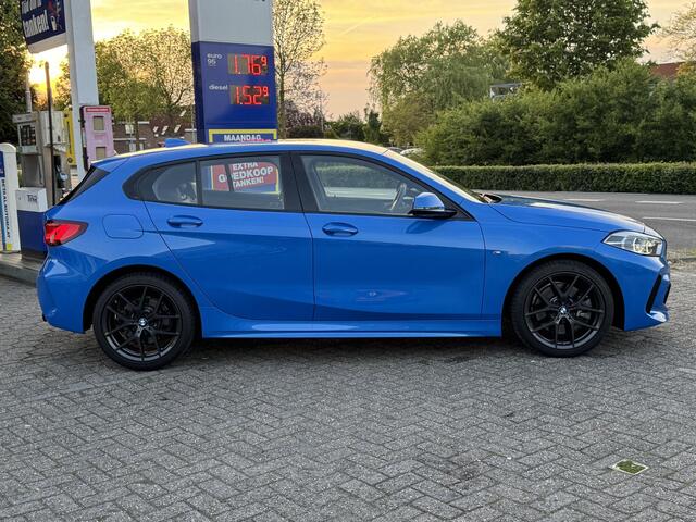 BMW 1-SERIE 120i High Executive NAVI | KLIMA | CAMERA | LEER | BOVAG !!