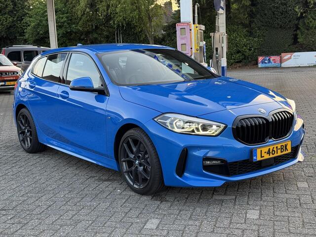 BMW 1-SERIE 120i High Executive NAVI | KLIMA | CAMERA | LEER | BOVAG !!