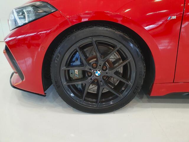 BMW 1-SERIE M135i xDrive M Performance |Fabrieksgarantie|1e eigenaar|