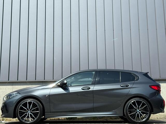 BMW 1-SERIE 118i 140PK Automaat M-Sport Head-UP Harman-Kardon Dode-Hoek