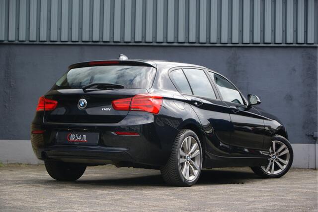 BMW 1-SERIE 116i Sport Digicockpit/Navi/PDC/LED/Allseason