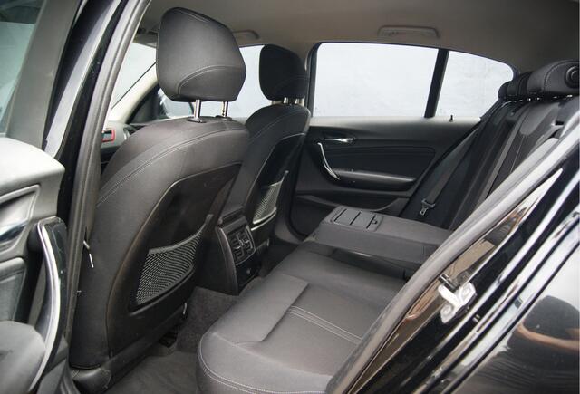 BMW 1-SERIE 116i Sport Digicockpit/Navi/PDC/LED/Allseason