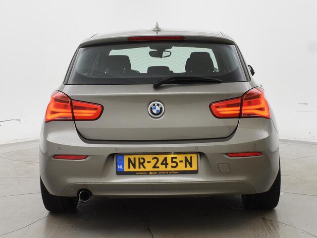BMW 1-SERIE 118i 136 PK AUT8 EXECUTIVE *77.632 KM!* + LED | NAVIGATIE | 17 INCH LMV | ORIG. NL
