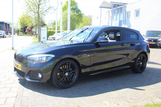 BMW 1-SERIE 118i High Exec 118i M-Sport Pano Memory stoel Black on Black Nie