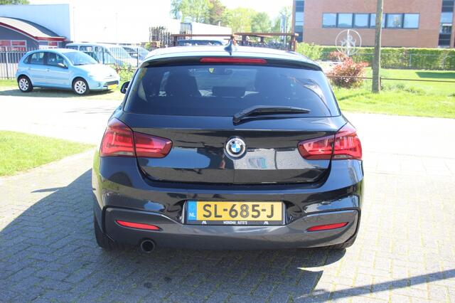 BMW 1-SERIE 118i High Exec 118i M-Sport Pano Memory stoel Black on Black Nie