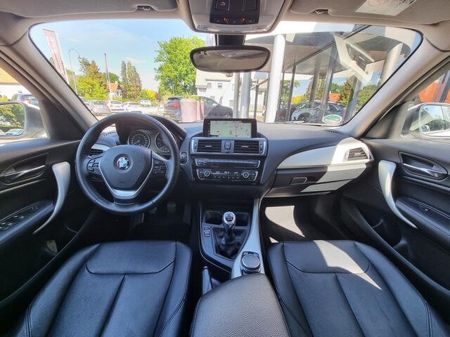 BMW 1-SERIE 116i High Executive | Leder | LED | Dealeronderhouden | 1e eigenaar | Topstaat!