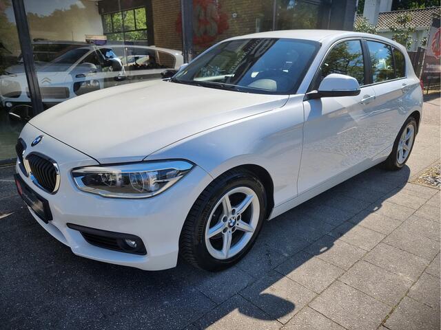 BMW 1-SERIE 116i High Executive | Leder | LED | Dealeronderhouden | 1e eigenaar | Topstaat!
