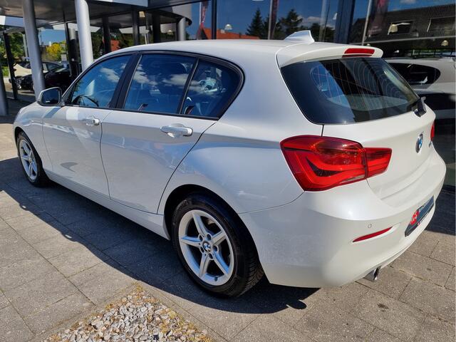 BMW 1-SERIE 116i High Executive | Leder | LED | Dealeronderhouden | 1e eigenaar | Topstaat!