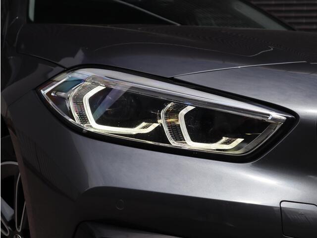 BMW 1-SERIE 118i Executive Edition | Pano | Sport-Line