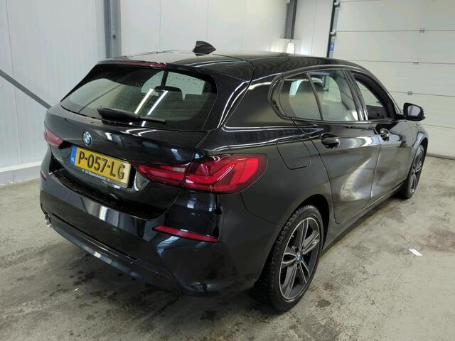 BMW 1-SERIE 118i Business Ed. | Navi | Live-Cockpit | Carplay |