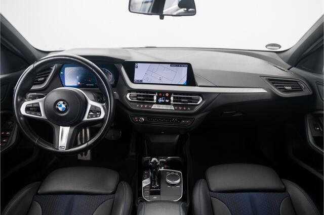 BMW 1-SERIE 118i M-sport Business Edition Sfeerverlichting Automaat Apple/Android