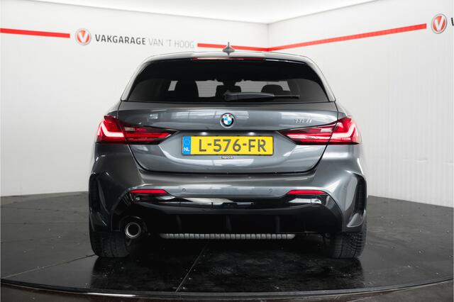 BMW 1-SERIE 118i M-sport Business Edition Sfeerverlichting Automaat Apple/Android