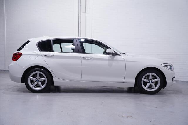 BMW 1-SERIE 116d Corporate Lease High Executive Leder Navi Camera PDC Stoelverwarming Trekhaak NAP