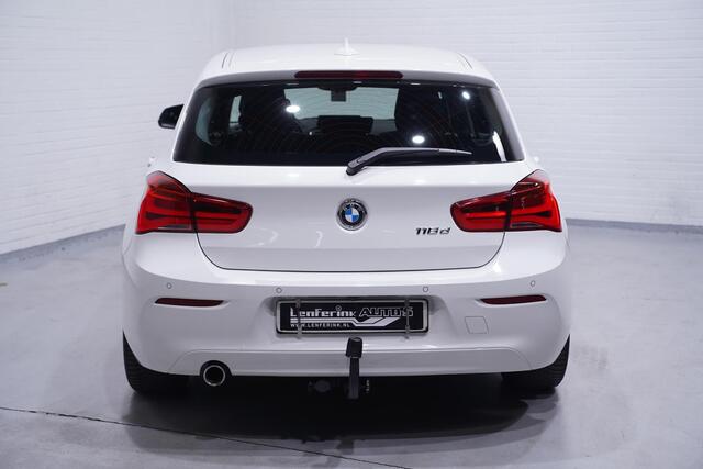 BMW 1-SERIE 116d Corporate Lease High Executive Leder Navi Camera PDC Stoelverwarming Trekhaak NAP