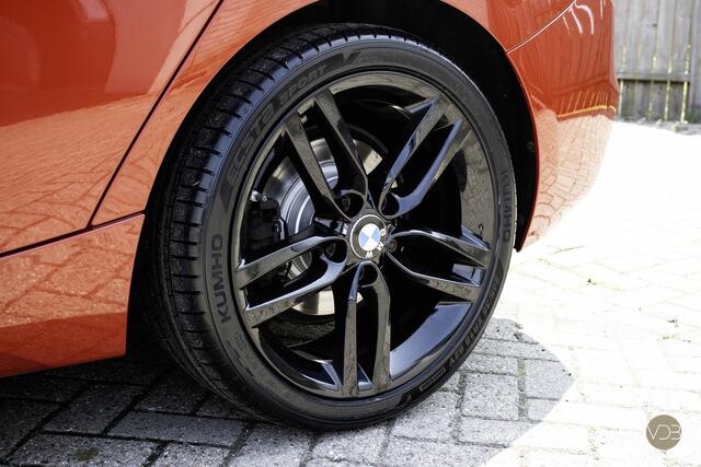 BMW 1-SERIE 118i AUT M-Sport Origineel NL LEER LED