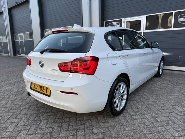 BMW 1-SERIE 118i Corp L. Hi Exec NAP Dealer OH Automaat Leer Clima PDC Led C