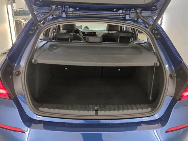 BMW 1-SERIE 120i Business Edition Plus NL AUTO | PANO | LEDER | STUURWIEL VERW |