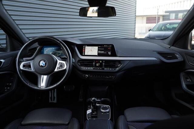 BMW 1-SERIE 118i High Executive M-Sport / Aut / Incl BTW / Stoelverwarming