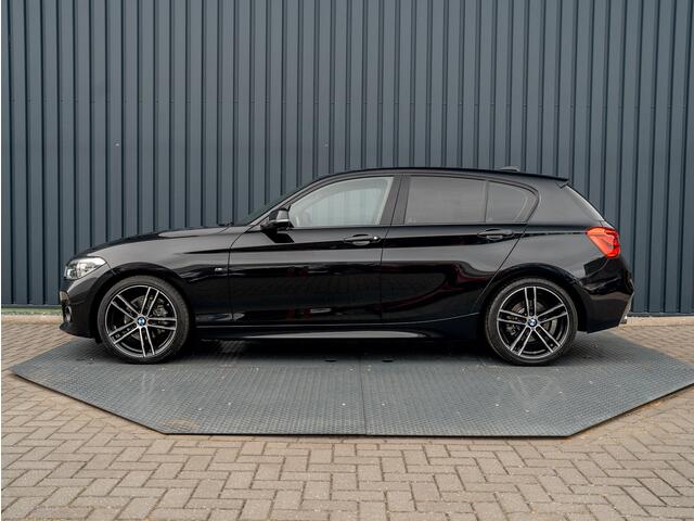 BMW 1-SERIE 118i M Sport Shadow Executive | Trekhaak afnb | Stoelverw. | Prijs Rijklaar!!
