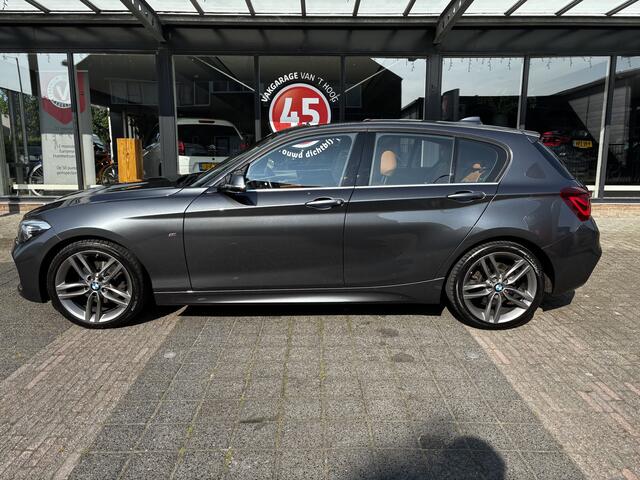 BMW 1-SERIE 120i High Executive M-Sport Schuifkanteldak Leder Automaat Apple carplay LED 18 Inch