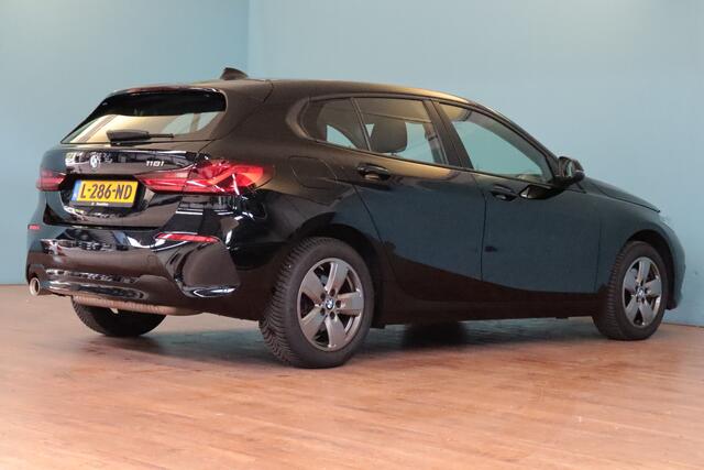 BMW 1-SERIE 118i Business Edition Automaat | NAVI | CLIMA | PDC V+A | CRUISE | VIRTUAL COCKPIT |