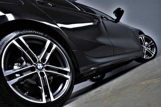 BMW 1-SERIE 118i 141pk Automaat M-Sport Org.NL Schaalstoelen/Virtual/Carplay/Camera/Leer/Stoelverw./Pdc