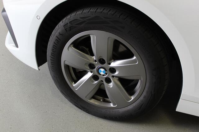 BMW 1-SERIE 116d Executive Edition | ALPINE WHITE | 16'LMV | NAVIGATIE | PDC-V/A | CAMERA | CARPLAY | LED | CLIMA |
