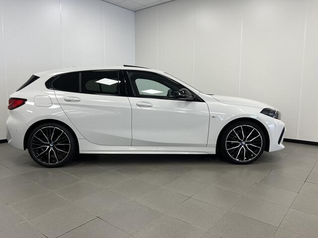 BMW 1-SERIE 116i M-SPORT SHADOW-LINE AUTOMAAT / High Executive / panodak /