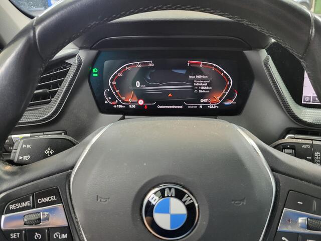 BMW 1-SERIE 118i Business Edition | Verwacht | Trekhaak | Clima | Winter |