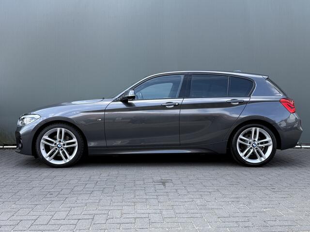 BMW 1-SERIE BWJ 2017 125i 225 PK High Executive M-SPORT AUTOMAAT | MEMORY STOELEN | STUUR & STOELVERW. | FULL LED | LANE ASSIST | APPLE CARPLAY | ANDROID AUTO | NAVI | CLIMA | ADAPTIVE CRUISE | CAMERA | LMV | PDC