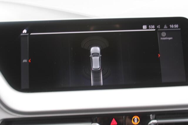 BMW 1-SERIE 116i Business Edition 18 inch/navi/Led/NL Auto