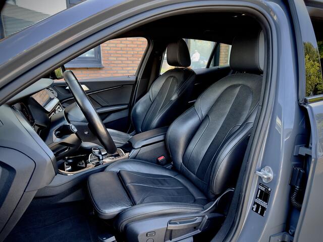 BMW 1-SERIE 118i AUT7 HIGH EXEC M-SPORT LEDER NAVI CAMERA DIGI-DASH APPLE-CARPLAY LED LMV PDC