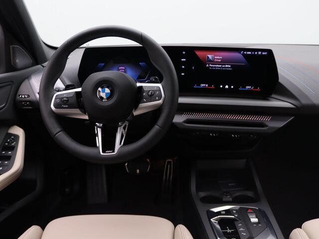 BMW 1-SERIE 120 | M Sportpakket Pro | Premium Pack