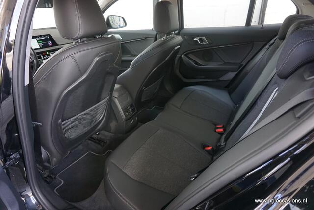 BMW 1-SERIE 118i Carplay | Sportline | Navig | NL AUTO | BTW