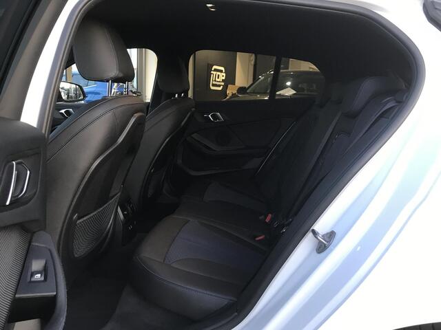 BMW 1-SERIE 118i