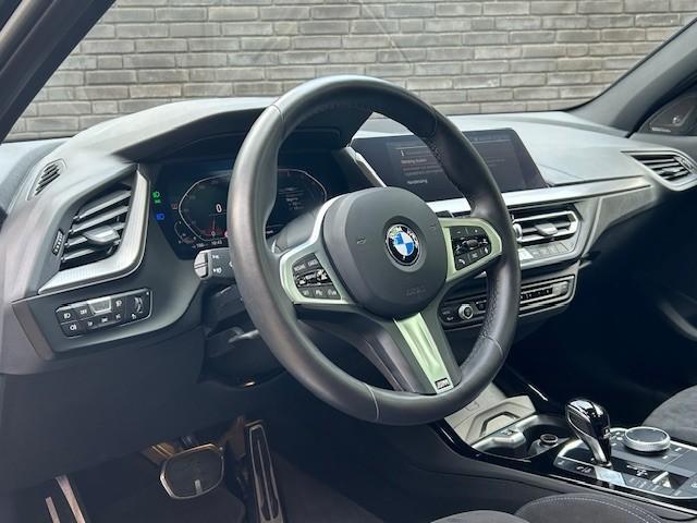 BMW 1-SERIE 118i