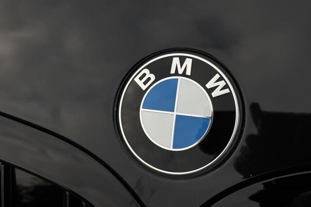 BMW 1-SERIE 118i M-Sport | Sportstoelen | Live Cockpit Pro | Apple Carplay | Fabrieksgarantie