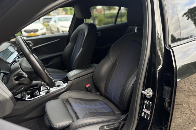 BMW 1-SERIE 118i M-Sport | Sportstoelen | Live Cockpit Pro | Apple Carplay | Fabrieksgarantie