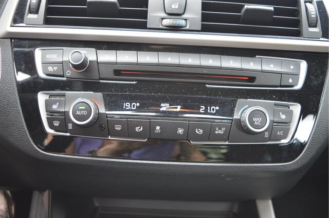 BMW 1-SERIE 118i Corporate Lease Executive / Nap / Sportstoelen