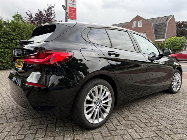 BMW 1-SERIE 116i Business Edition 5d., Clima | Navi+ | Pdc | 17inch