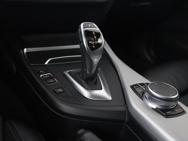 BMW 1-SERIE M140i High Executive | 2e eigenaar | Schuifdak | Leder | Harman/Kardon | Stoel & stuurverwarming | Camera | Carplay | Full LED | Navigatie